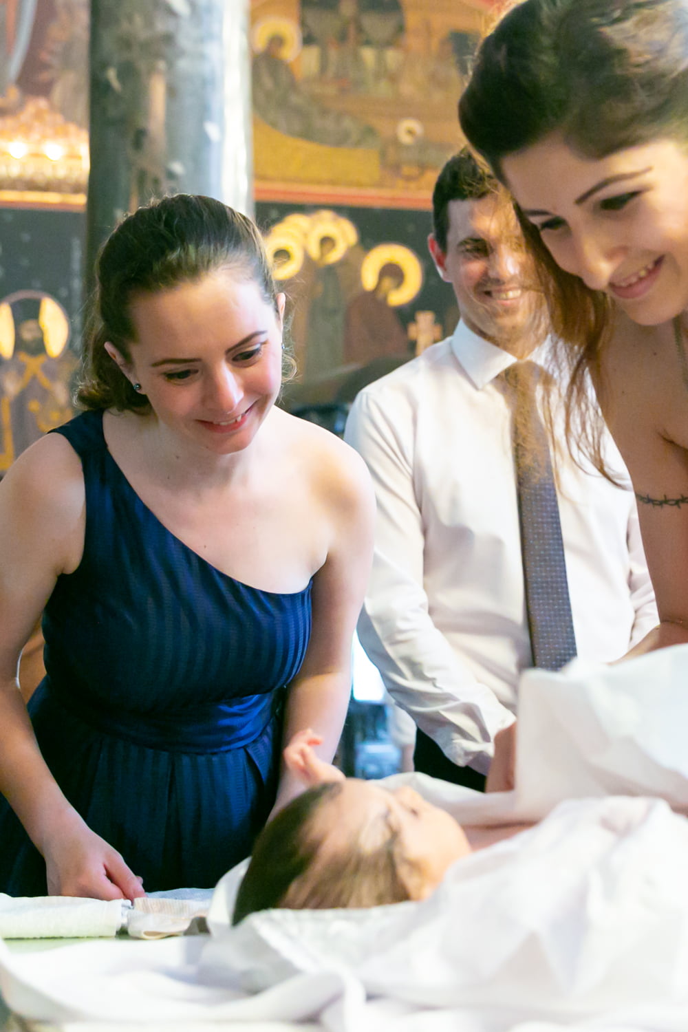 Fotografie mama copil la botez