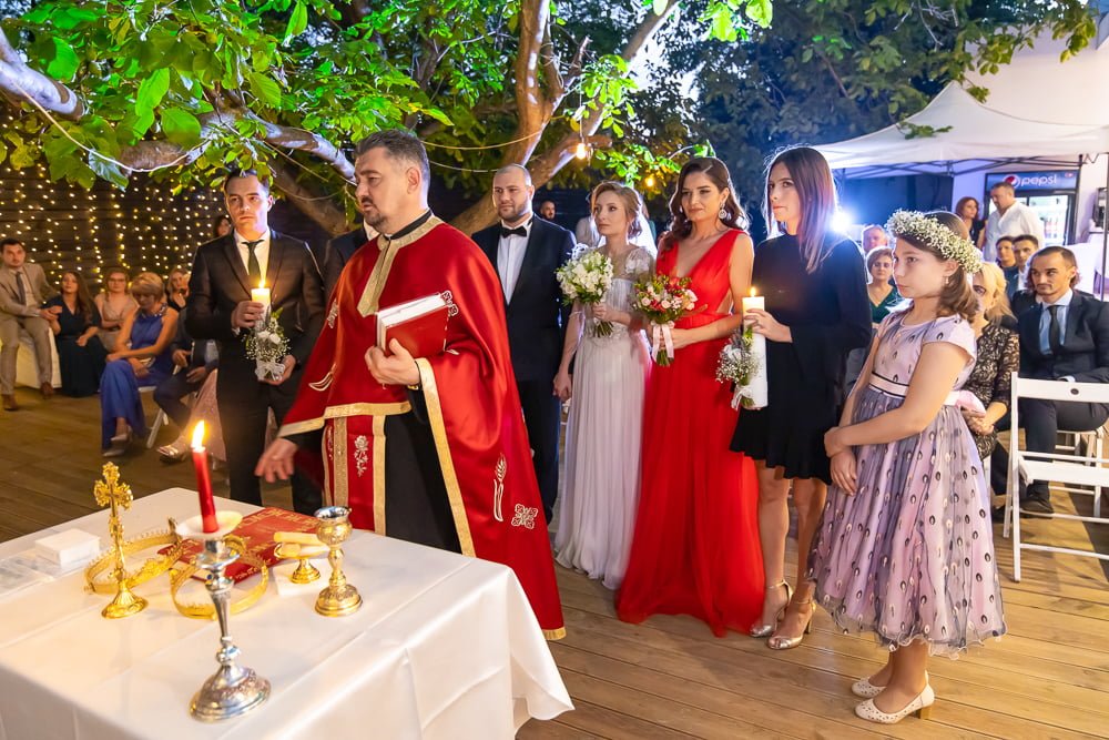 preot nunta afara