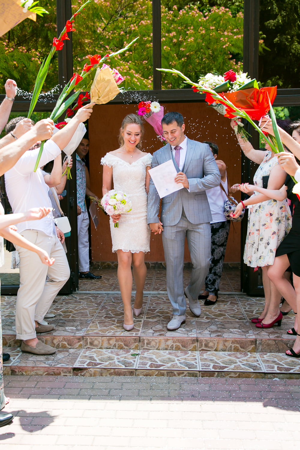 Poze cununie Katia si Radu 19 Iesirea mirilor